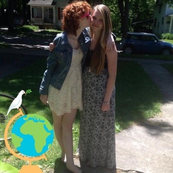 Meet your Posher, Tess - Picture 1 of 1